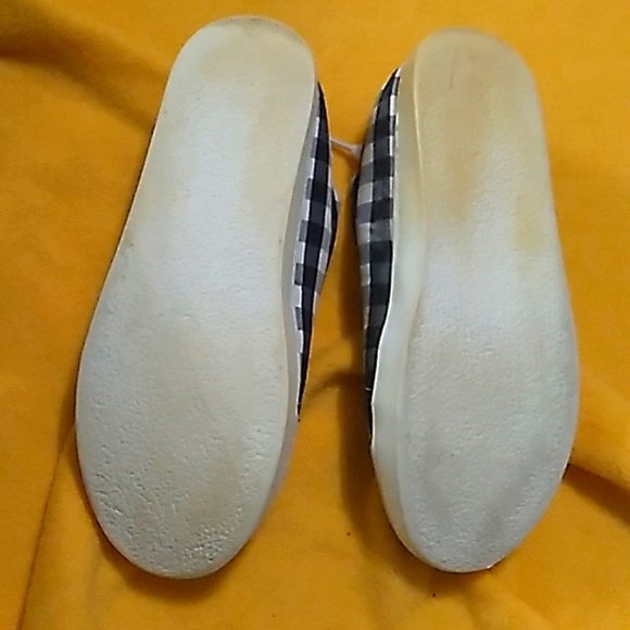 Women's Betsey Johnson floral checkered blue & white shoes size 7 - Picture 8 of 9